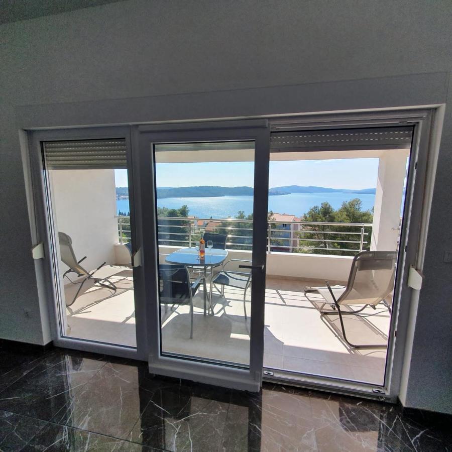 Villa Botic Трогир Екстериор снимка