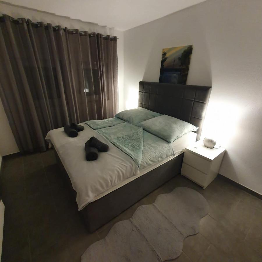 Villa Botic Трогир Екстериор снимка