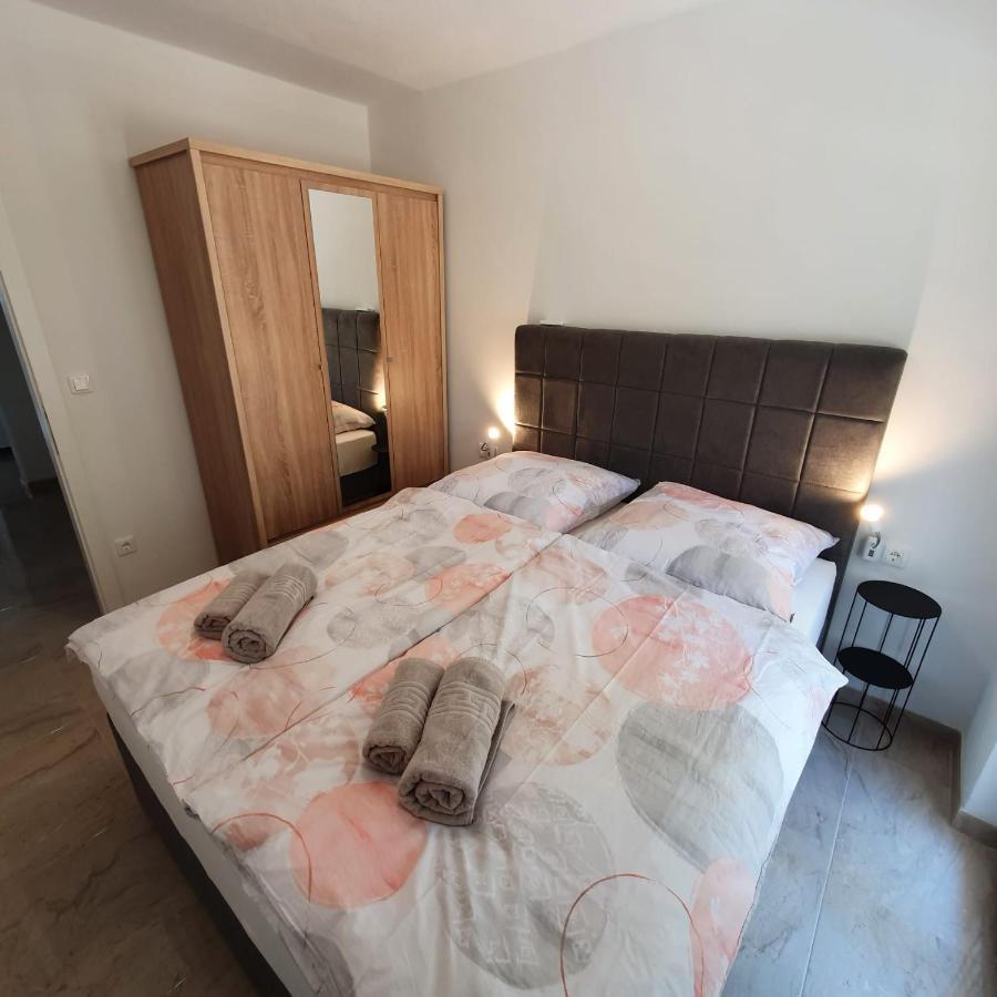 Villa Botic Трогир Екстериор снимка