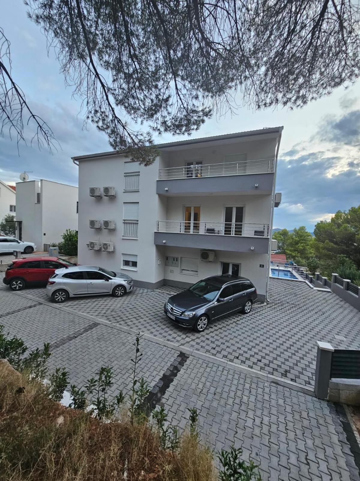 Villa Botic Трогир Екстериор снимка
