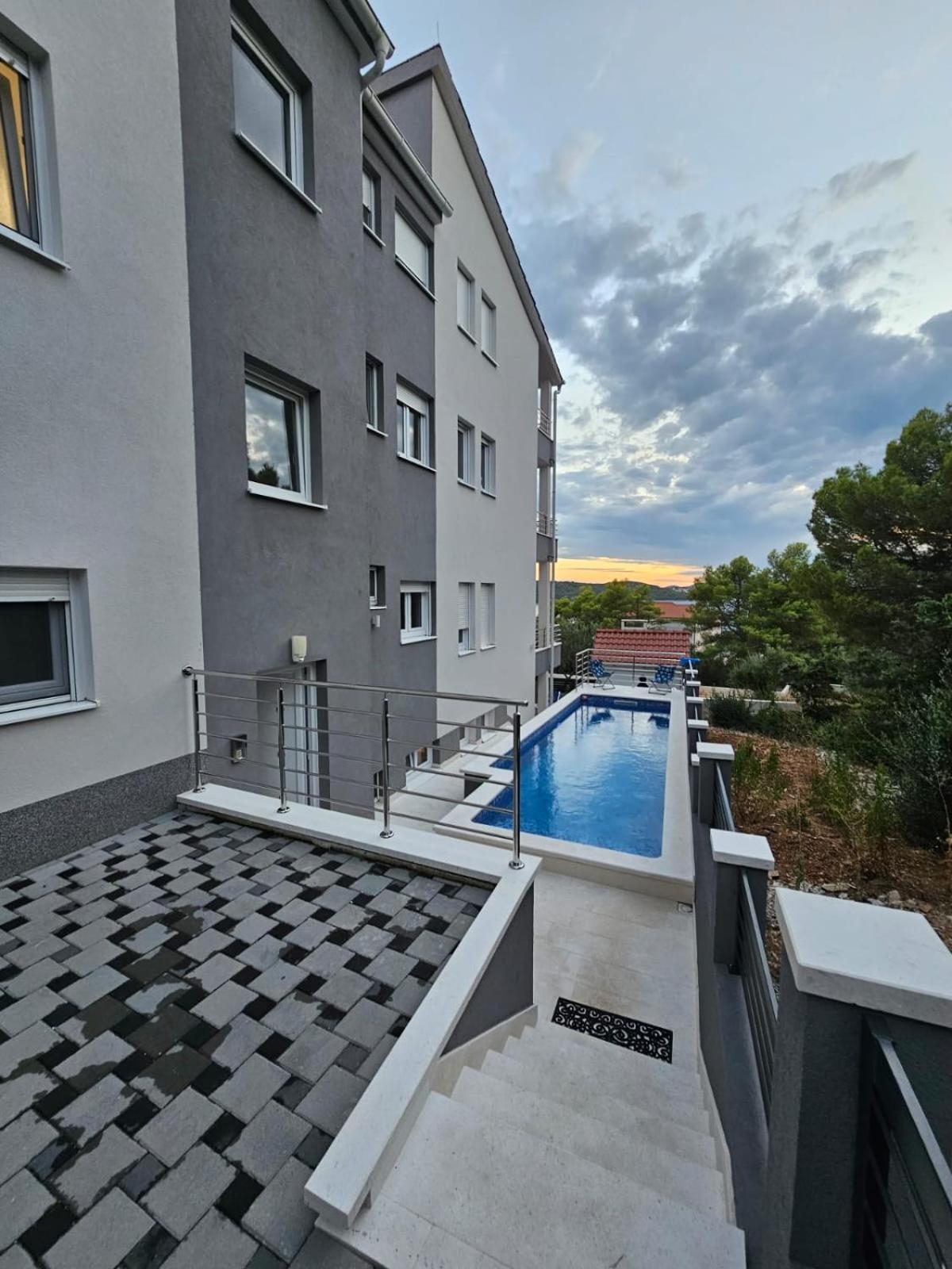 Villa Botic Трогир Екстериор снимка