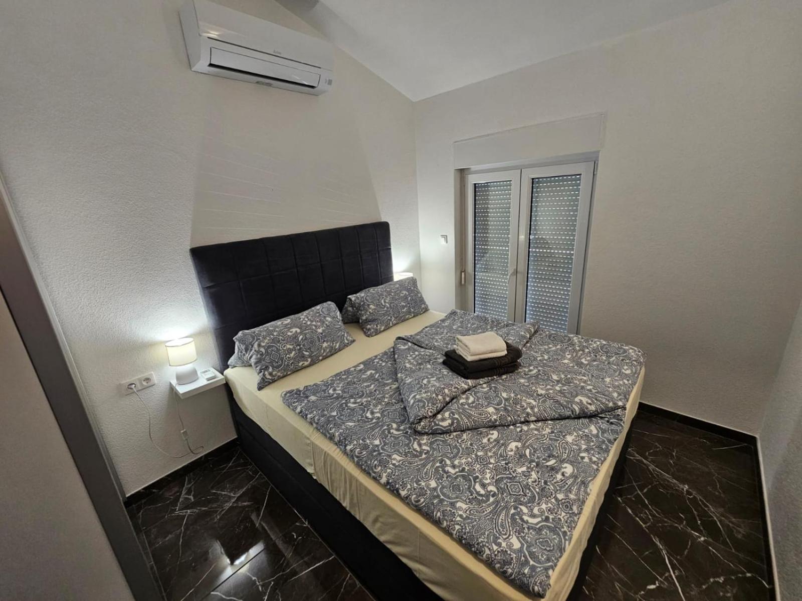 Villa Botic Трогир Екстериор снимка