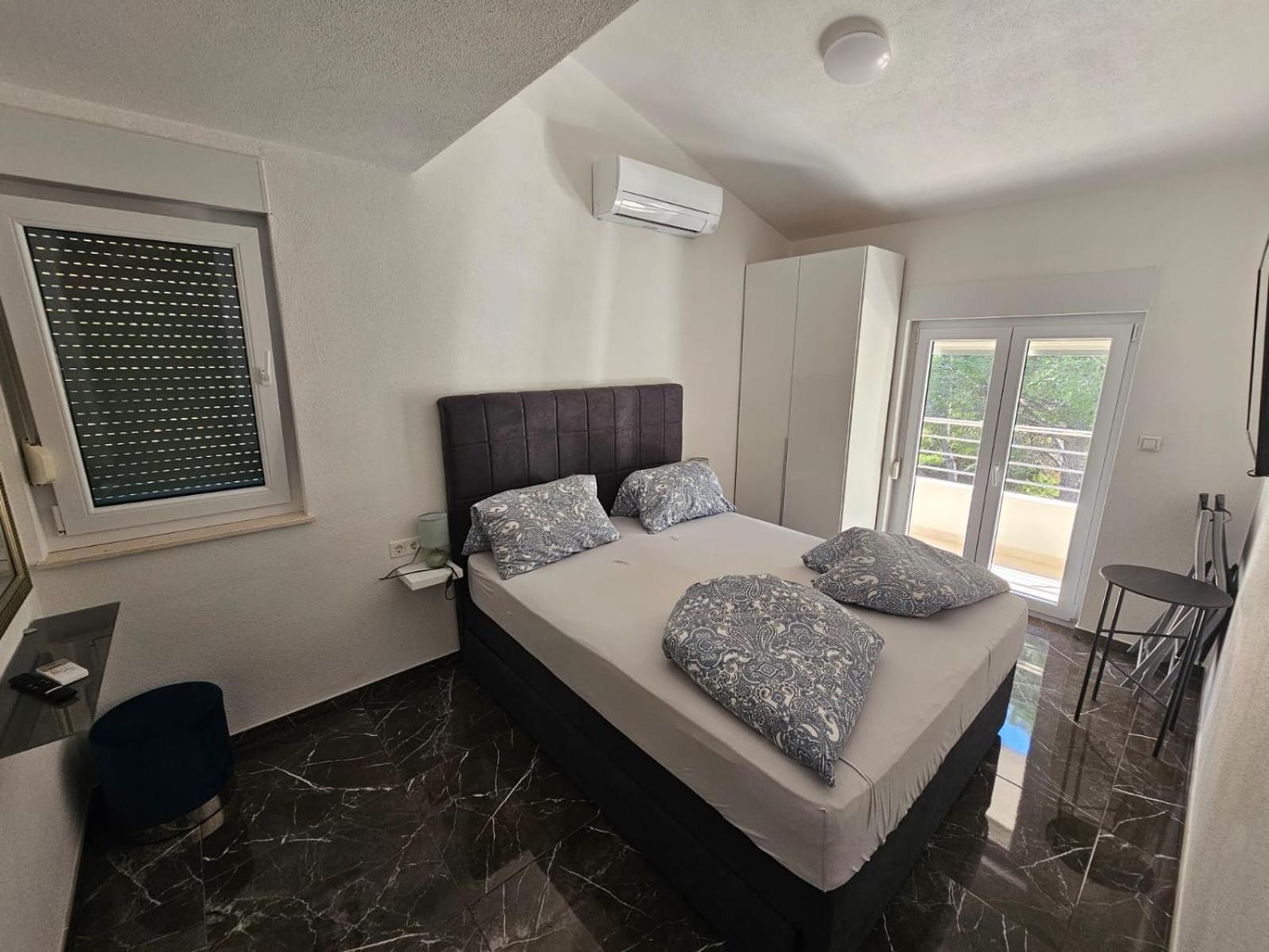 Villa Botic Трогир Екстериор снимка